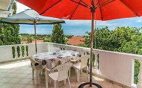 Apartments Vila Catic
